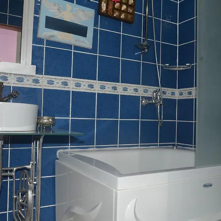 Hotel Cunda Zehra Teyzenin Evi 2*