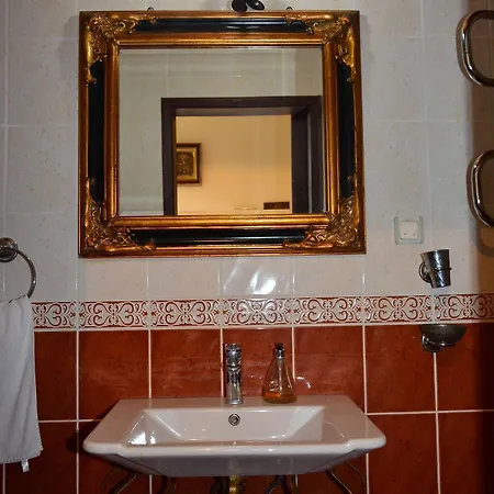 Cunda Zehra Teyzenin Evi Hotel 2*
