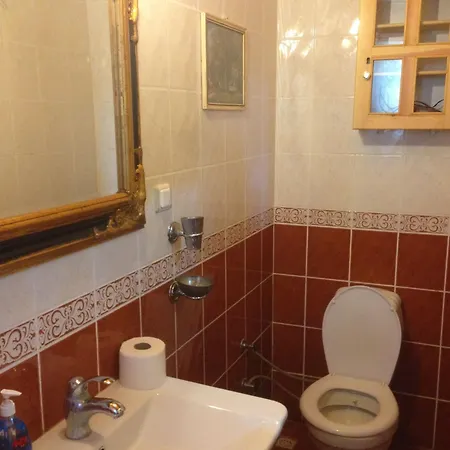 Cunda Zehra Teyzenin Evi Hotel