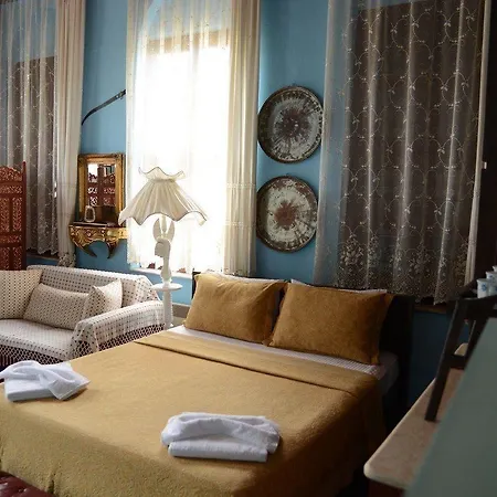 Cunda Zehra Teyzenin Evi 2*