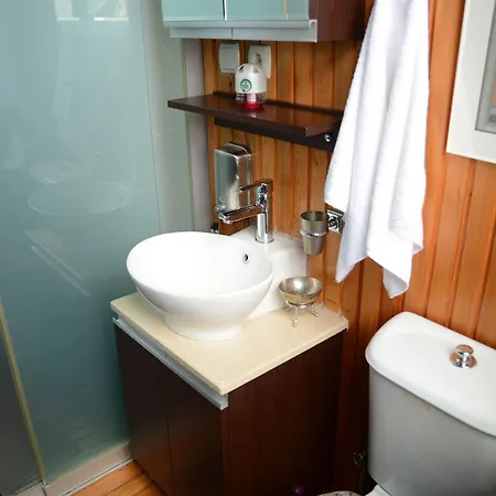 Hotel Cunda Zehra Teyzenin Evi 2*